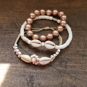 Set of beach bracelets